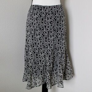 Vintage Black & White Spiraled Leaf Print Fluted Hem Midi Skirt